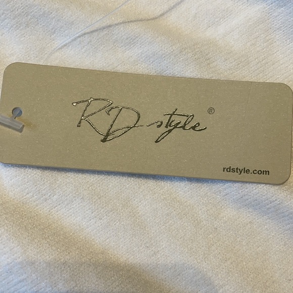 RD Style Hooded Poncho - Picture 4 of 7